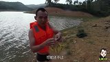 水库下网追鱼发现长竹竿，捞起来一倒，不料还真有惊喜！