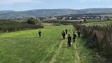 生活在这个环境，满屏的草地，拥有更新鲜的空气