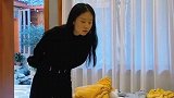 腿受伤躺着静养，客栈各种活都是小伙伴们在干，还想着法逗我开心