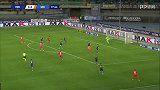 第38分钟乌迪内斯球员曼德拉戈拉射门 - 打偏