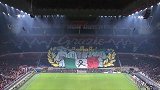 格局！米兰主场Tifo致敬医务人员：有你们 才有这爆棚的球市