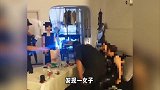 女子服药轻生民警5分钟送医后救回，真实原因曝光：因猫咪离世压力大