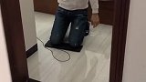 看把他给着急的，居然下跪了