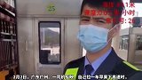 一车苹果因篷布不免过路费 ，严格执法也不能隔绝人性温度