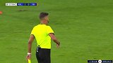 第18分钟伊斯坦布尔球员博林戈利-姆博姆博黄牌