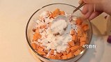 2个地瓜半碗面粉，教你做黄金地瓜饼，酥脆可口！