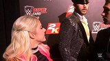 WWE-17年-WW明星花絮：布里斯出席2K发布会 叫阵“女王”莎夏班克斯-花絮
