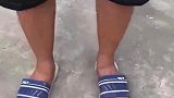 七彩童年：爸爸被打了