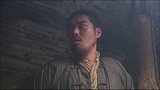 姑娘被鬼子吊起来绑住，没想到，姑娘竟然用缩骨功脱身，鬼子惨了