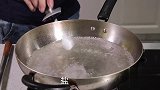 做空心菜时，万万别直接下锅！多加这一步，空心菜不发黑又美味