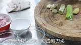 炖排骨要先放什么材料记住这1步，排骨鲜嫩无腥味，清淡又营养