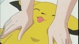 精灵宝可梦：小智给皮卡丘按摩，皮卡丘的反应也太可爱了吧