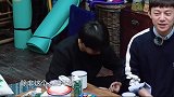 魏大勋做客蘑菇屋，调侃黄磊才48岁，黄磊听完很“生气”