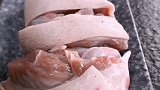 小哥哥今天切的这盘肉特别有灵魂