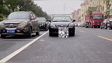 小伙用6年花20万自主研发一款汽车“侧方位停车神器”