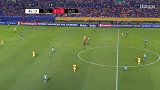第46分钟桑托斯拉古纳球员马洛斯·莫雷诺射门