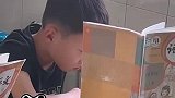 学生晨读时不张嘴，这波操作太暖了网友：遇一良师，温暖一生
