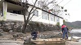 水库捞条大青鱼，换个口味做清淡的丸子锅，汤鲜味美，喝汤都饱了