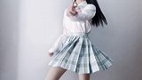 可爱的百褶裙小妹妹，这样的女生好追吗