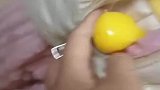 蛋清蛋黄分离方式，竟然还是完整的