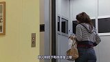 我也瞬间转移了？电梯到达四楼竟然是个滑雪场，冻得路人瑟瑟发抖