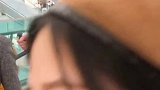 这到底是艾比还是潘南奎啊？怎么这么多人跟着？