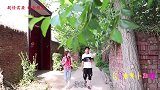 短剧：甜甜和来福放学听见奶奶家有狗叫，原来是领养了小狗娃