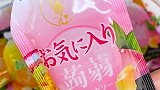 果冻 朋友们知道蒟蒻这两个字怎么读吗？是什么果冻呢？ 美食好吃一定要看到最后