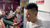 林书豪谈对手小动作：希望对手能保护球员 而不是故意去伤害球员