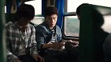 老总十几吨货滞留，穷小伙打个招呼，几十辆快递车来帮忙