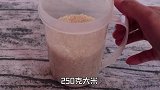 闽南名小吃,葱油饼的家常做法,简单一搅香喷喷,一大盘不够吃