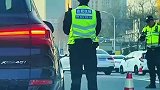 好家伙，这背影果然没让我失望