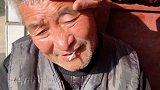 奶奶说，这是她新找的配音