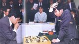 中日围棋擂台赛回眸！主将聂卫平11连胜 胸前印有“中国”两字