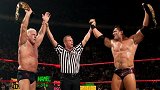 组建进化军团斩获双打冠军 盘点“自然之子”瑞克-弗莱尔WWE夺冠时刻