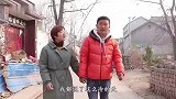妻子给乞丐100块钱，丈夫大发雷霆，当乞丐抬起头时，丈夫愣了