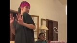 想象如果她晚上在公园里跳这个
