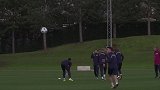英超-1718赛季-硬汉埃德森已回归训练 德布劳内这是要做英超冠希哥？-新闻