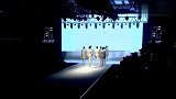 2019广交会时尚周，“大人物”隆重登台，这身装扮太扎眼了