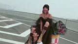 拍个婚纱照，男主都被踩在脚下了