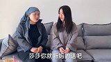 女婿打工五年成亿万富翁，装瘸回家被岳母羞辱打断腿，妻子解气