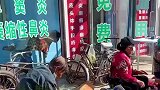 路人拍到大妈的巨大南瓜，整个人都震惊了