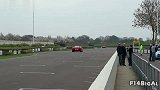 法拉利458与迈凯轮MP4-12C赛道加速狂飙