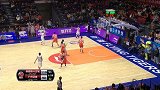 CBA-1617赛季-常规赛-第27轮-第四节新疆队30号王子瑞单手上篮-花絮