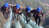 努力工作  好好生活