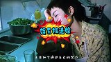 王菲与神秘帅哥现身机场，两个月四次同框，见得比谢霆锋还频繁
