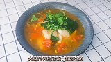 小城慢生活，在家自制嫩滑鱼汤，鱼肉白嫩，汤底鲜香