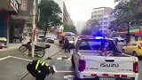 霸占街边停车位陆川交警出手了，公共资源禁止占用！