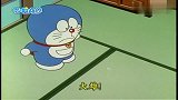 哆啦A梦：大雄在地板上游泳，妈妈跟着尝试了一下，莫名戳中笑点