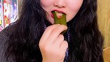 青团 带着艾草清香的青团，软糯不粘牙，还有多种口味～零食 光盘行动